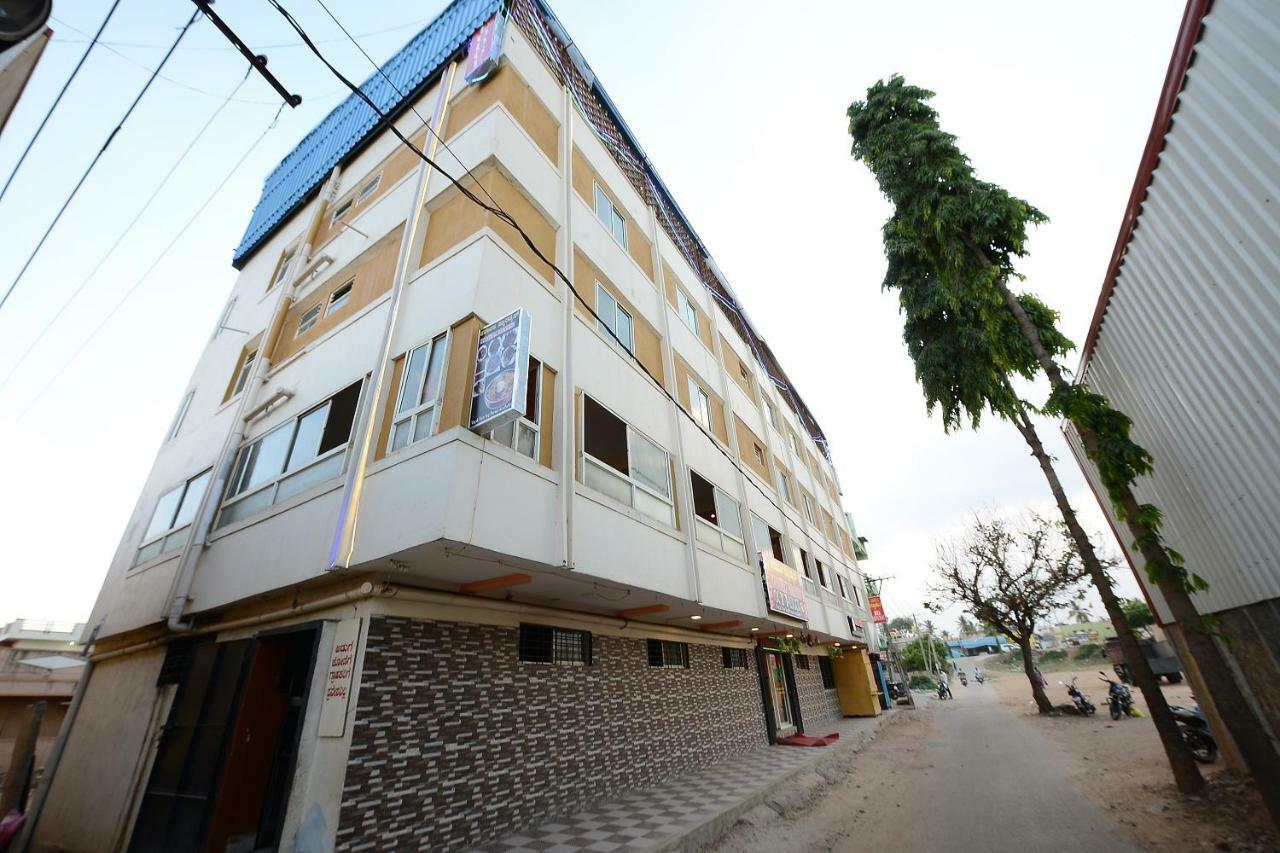 Spot On 37153 Karavali Paradise Hotel Dod Ballāpur Екстериор снимка