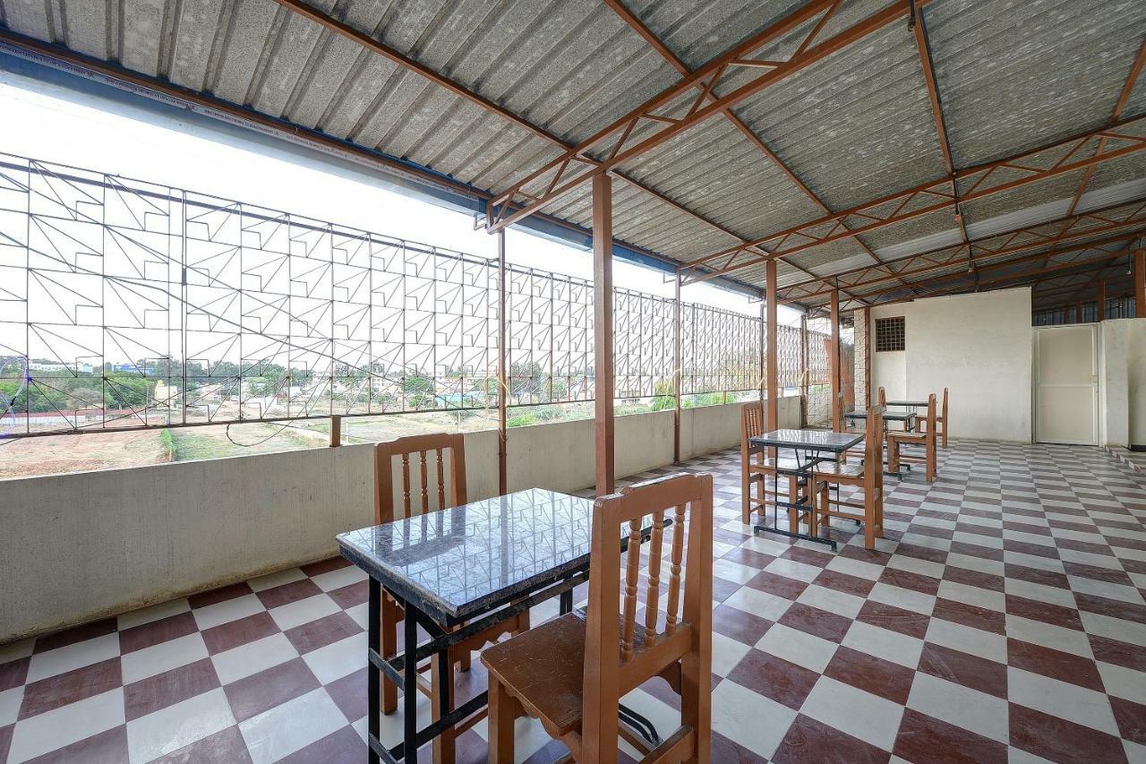 Spot On 37153 Karavali Paradise Hotel Dod Ballāpur Екстериор снимка