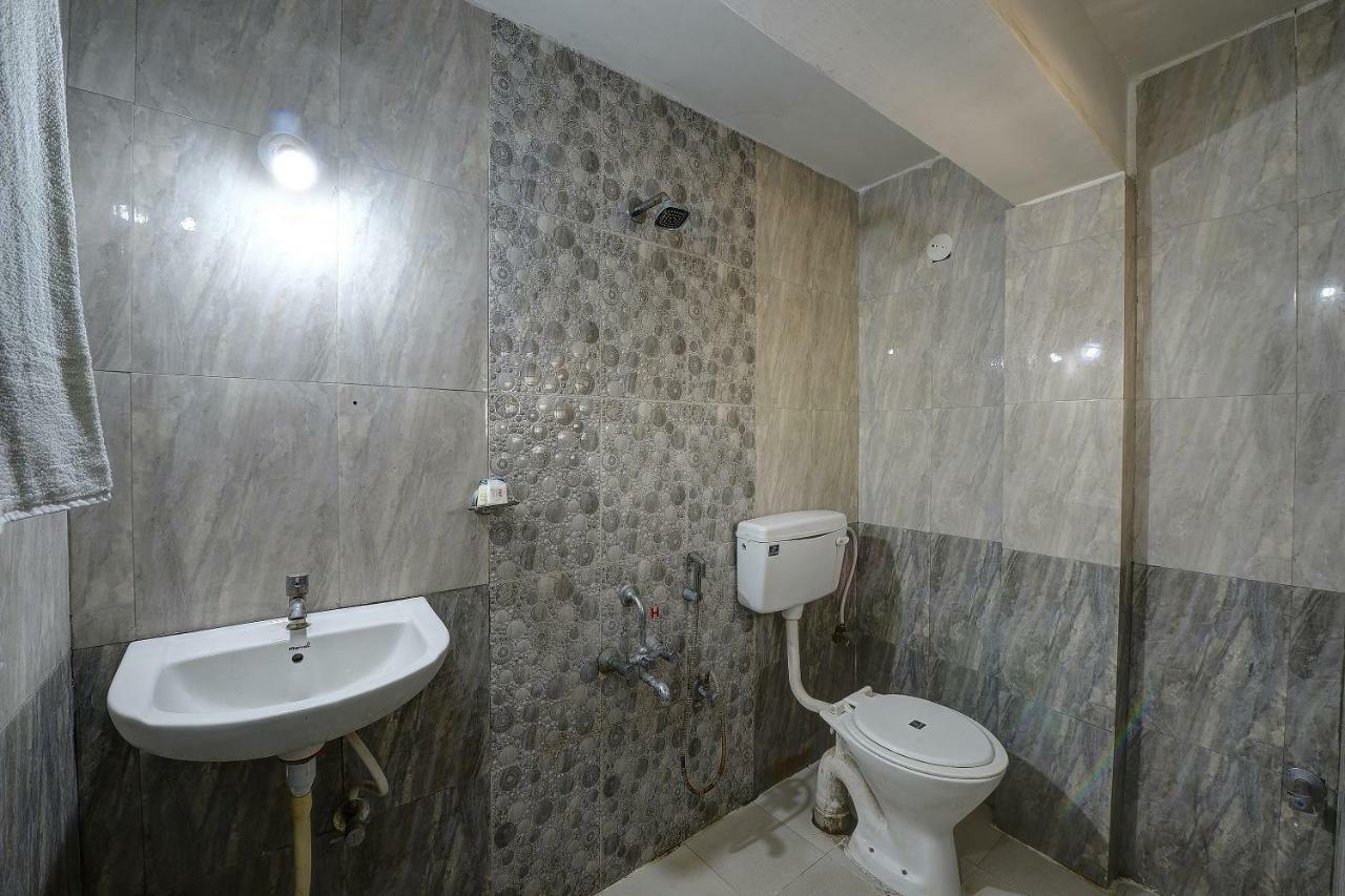 Spot On 37153 Karavali Paradise Hotel Dod Ballāpur Екстериор снимка