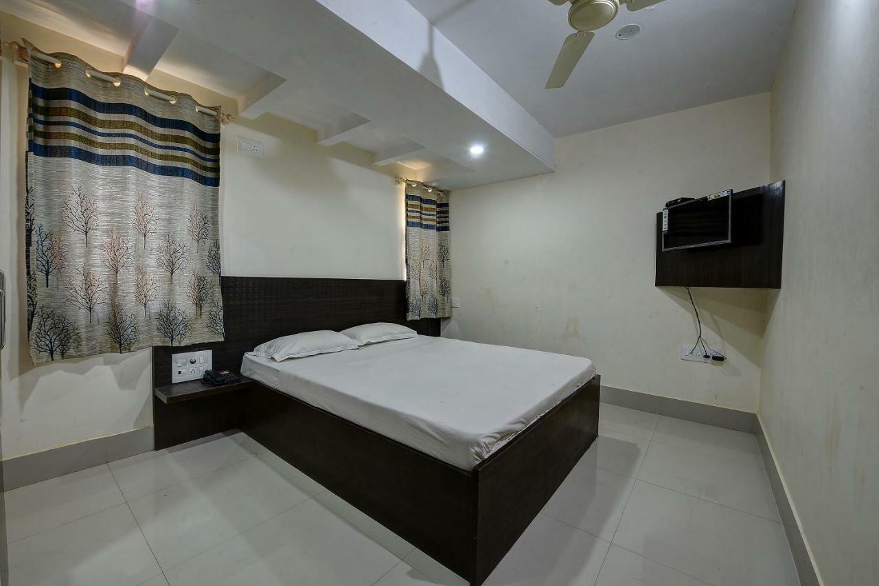 Spot On 37153 Karavali Paradise Hotel Dod Ballāpur Екстериор снимка